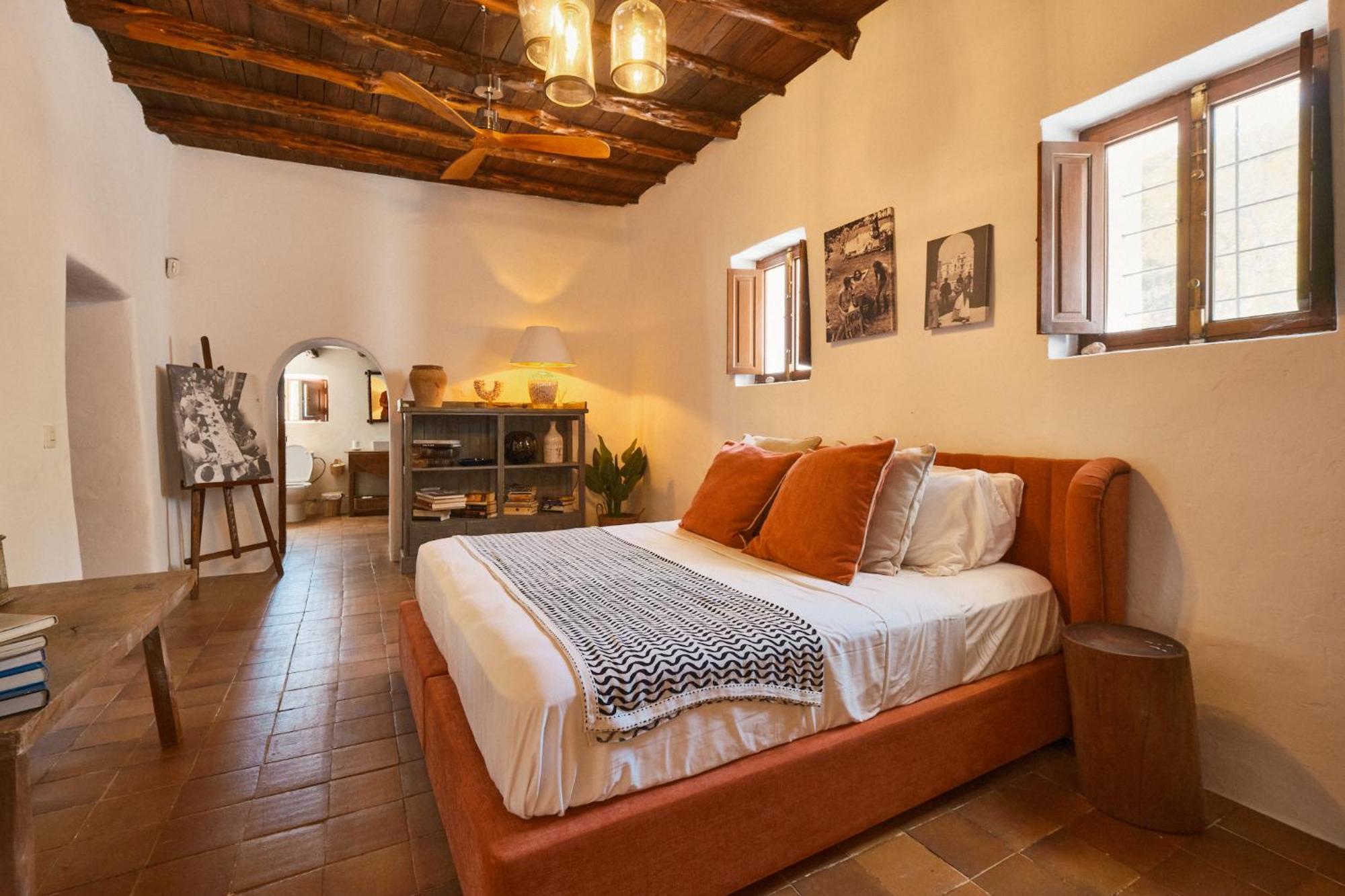 Hotel The Guardian House à Santa Gertrudis  Extérieur photo